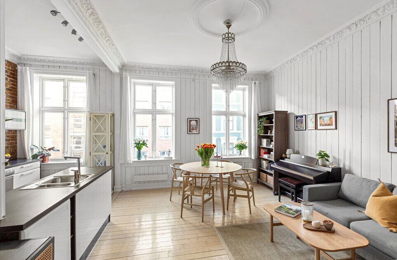 The cleaning and maintenance of artisti